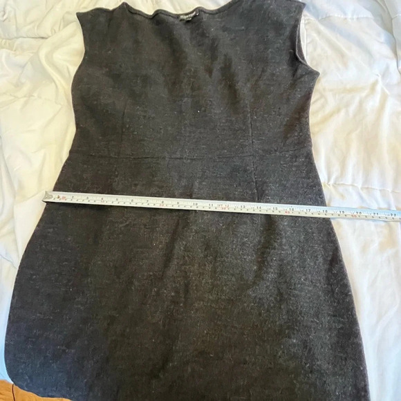 Eileen Fisher Wool Shift
Dress charcoal grey office wear church holidays size M - Picture 10 of 11